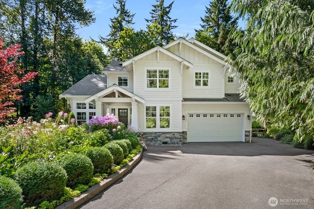 18235 NE 196th Court, Woodinville, WA 98077