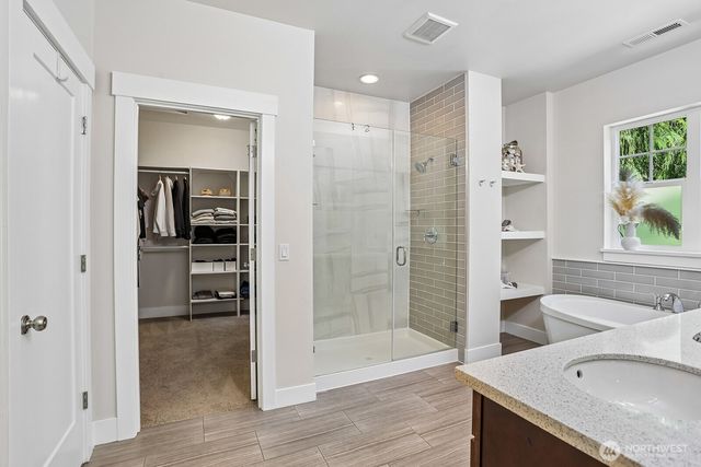 18235 NE 196th Court, Woodinville, WA 98077