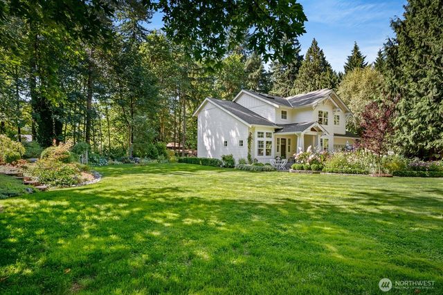 18235 NE 196th Court, Woodinville, WA 98077