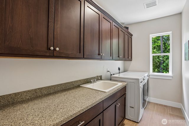 18235 NE 196th Court, Woodinville, WA 98077