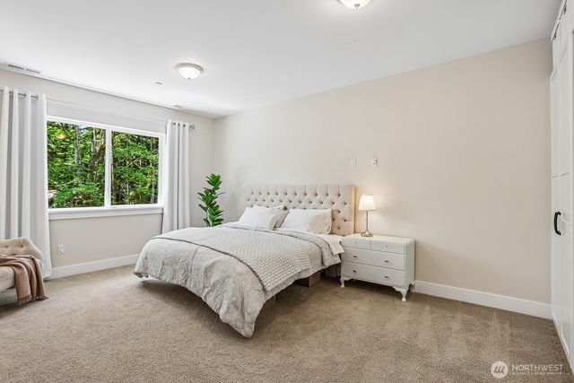 18235 NE 196th Court, Woodinville, WA 98077