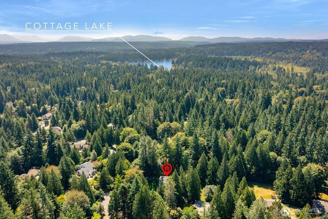 18235 NE 196th Court, Woodinville, WA 98077