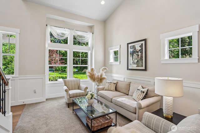 18235 NE 196th Court, Woodinville, WA 98077