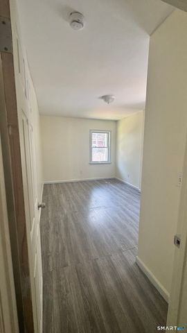 115 Denver Avenue, Bridgeport, CT 06605