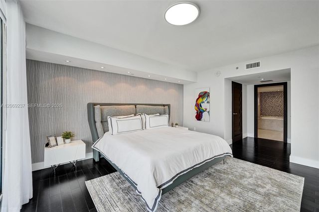1830 S Ocean Drive 1502, Hallandale Beach, FL 33009