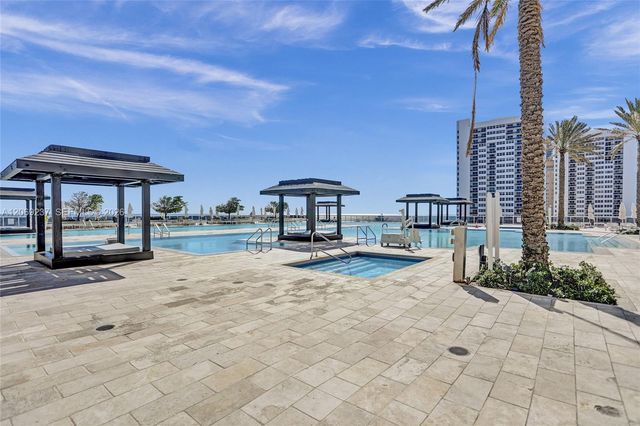 1830 S Ocean Drive 1502, Hallandale Beach, FL 33009