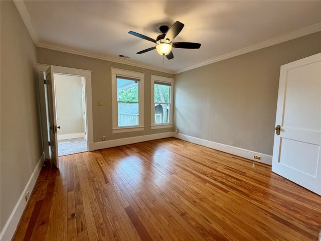 4527 Worth Street, Dallas, TX 75246