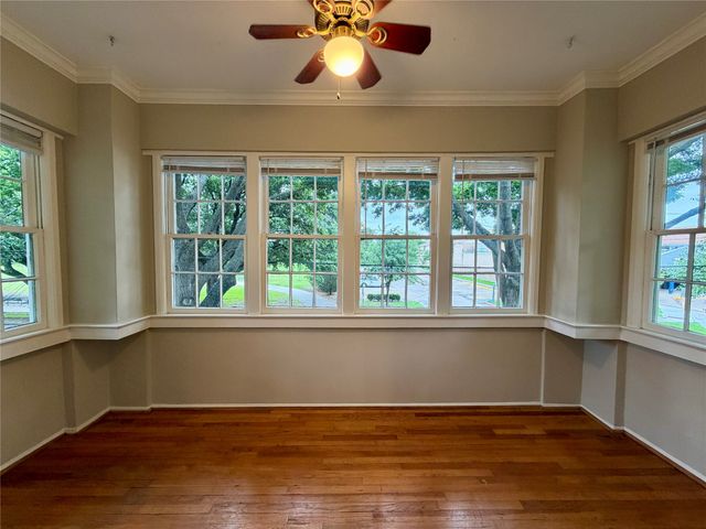 4527 Worth Street, Dallas, TX 75246