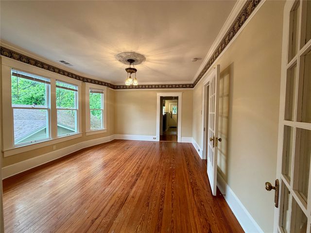 4527 Worth Street, Dallas, TX 75246