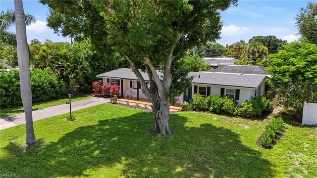 1842 Grove AVE, Fort Myers, FL 33901