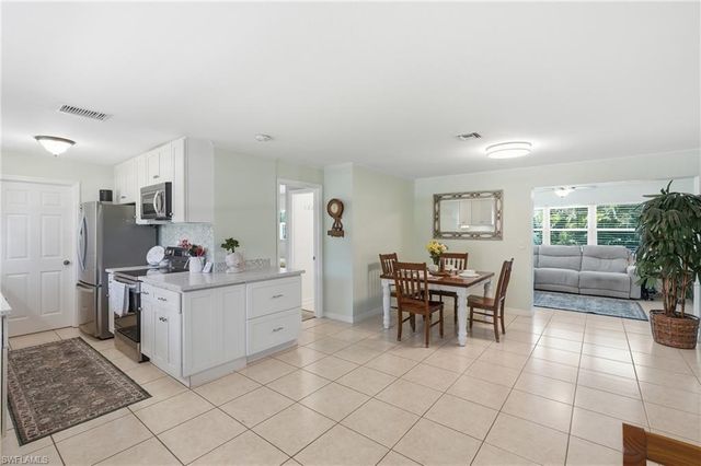 1842 Grove AVE, Fort Myers, FL 33901