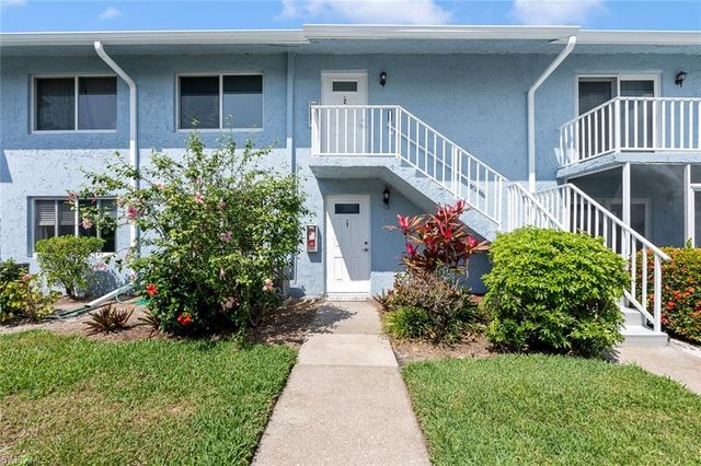 240 Palm DR 48-1, Naples, FL 34112