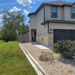 1653 Barrett Avenue, New Braunfels, TX 78130