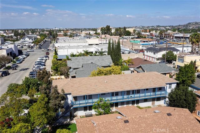 1136 Linden Avenue, Long Beach, CA 90813