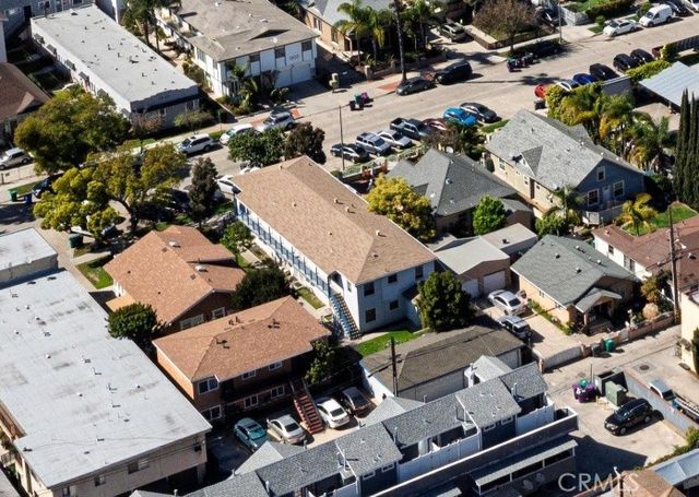 1136 Linden Avenue, Long Beach, CA 90813