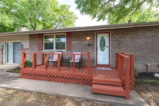 604 Cartwright Street, Van Buren, AR 72956