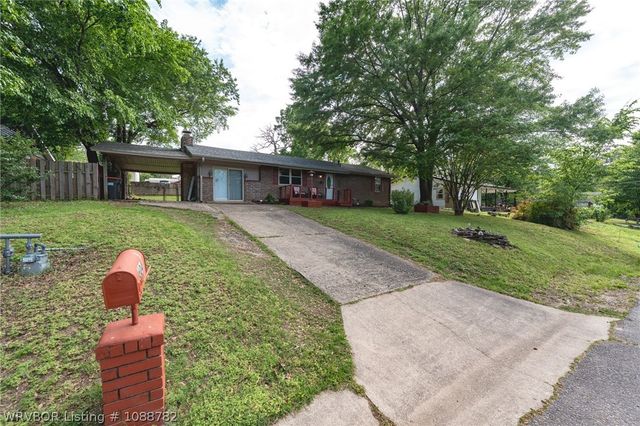 604 Cartwright Street, Van Buren, AR 72956
