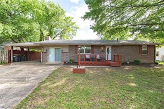 604 Cartwright Street, Van Buren, AR 72956