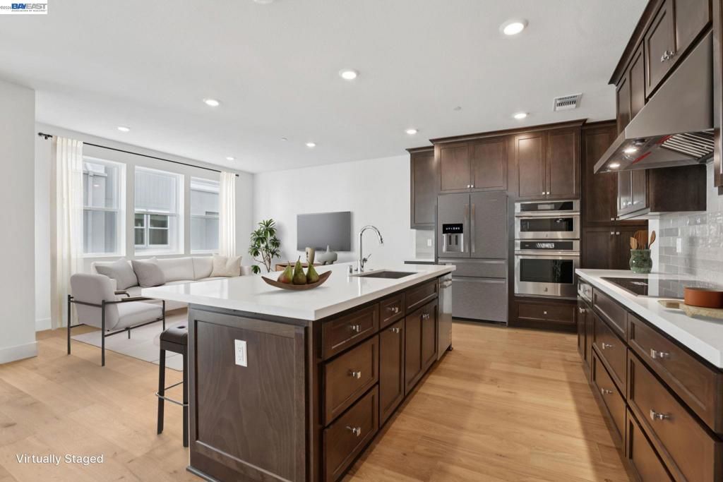 Image 1 of property listing at 105 Sedona Common 1, Livermore, CA 94551