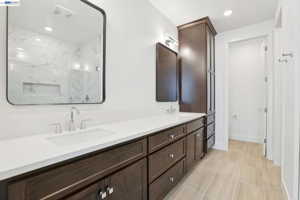Image 12 of property listing at 105 Sedona Common 1, Livermore, CA 94551