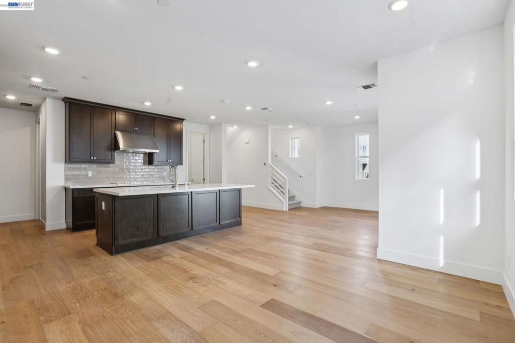 Image 5 of property listing at 105 Sedona Common 1, Livermore, CA 94551