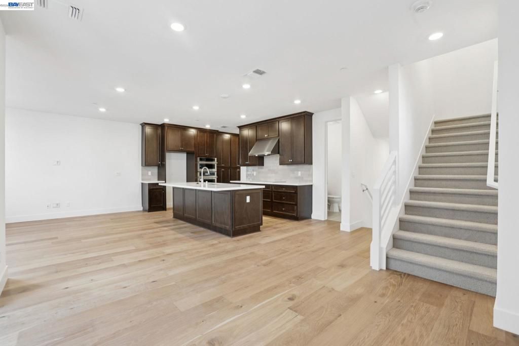Image 7 of property listing at 105 Sedona Common 1, Livermore, CA 94551