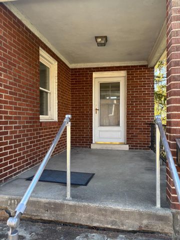 2327 Losantiville Avenue, Golf Manor, OH 45237