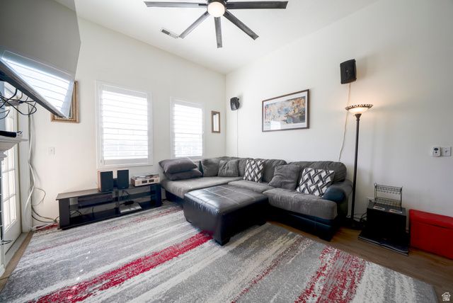 986 N SHETLAND LN, Farmington, UT 84025