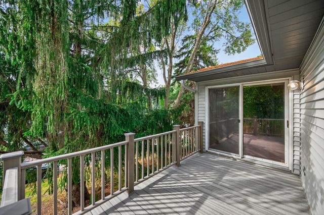 2505 Sumac Ridge, White Bear Lake, MN 55110