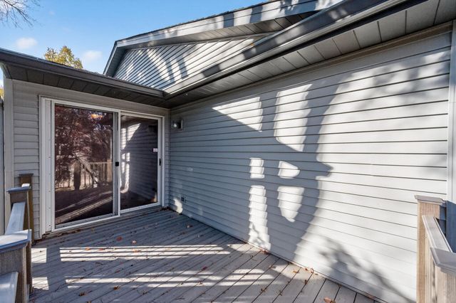 2505 Sumac Ridge, White Bear Lake, MN 55110