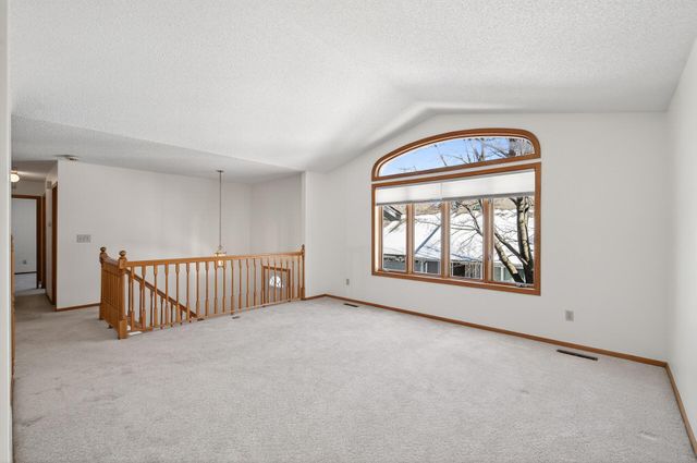 2505 Sumac Ridge, White Bear Lake, MN 55110