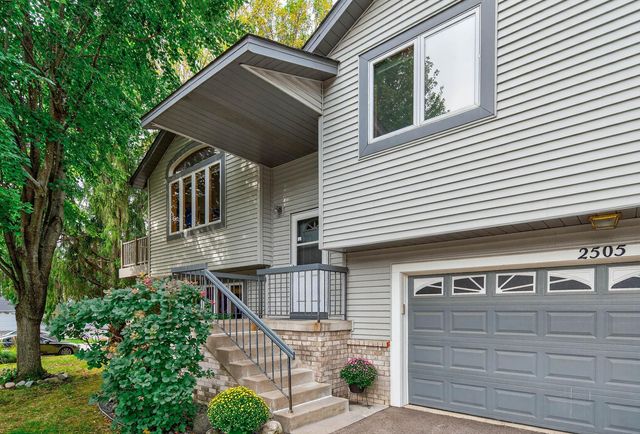 2505 Sumac Ridge, White Bear Lake, MN 55110