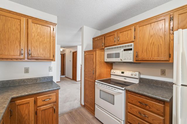 2505 Sumac Ridge, White Bear Lake, MN 55110