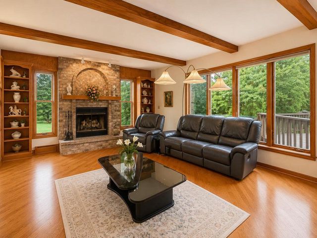 1868 Cypress DRIVE, Grafton, WI 53024