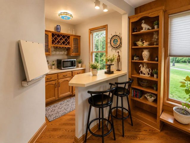 1868 Cypress DRIVE, Grafton, WI 53024