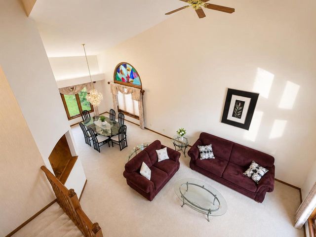 1868 Cypress DRIVE, Grafton, WI 53024