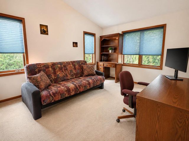 1868 Cypress DRIVE, Grafton, WI 53024
