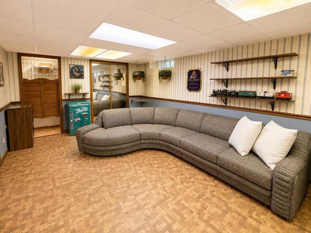 1868 Cypress DRIVE, Grafton, WI 53024