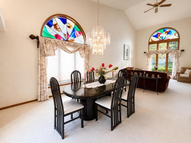 1868 Cypress DRIVE, Grafton, WI 53024