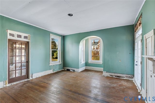 302 College Ave, Blackstone, VA 23824