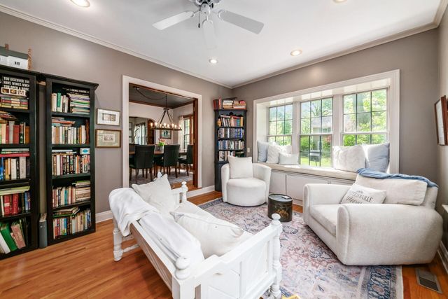 256 Montrose Way, Columbus, OH 43214
