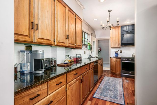 256 Montrose Way, Columbus, OH 43214