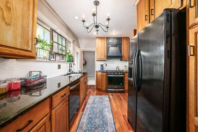 256 Montrose Way, Columbus, OH 43214