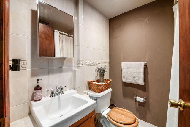 256 Montrose Way, Columbus, OH 43214