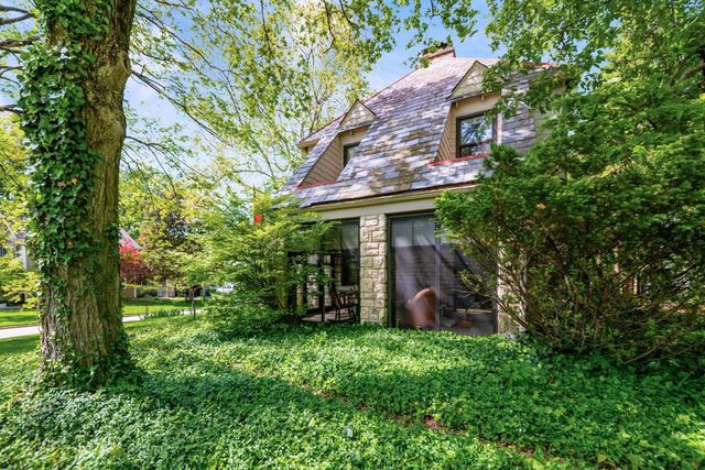 256 Montrose Way, Columbus, OH 43214