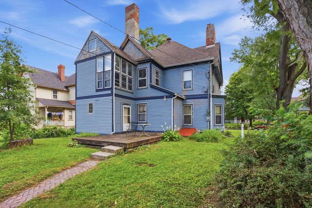 748 23rd Street, Rock Island, IL 61201