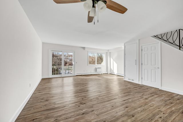 113 Park Avenue 20, Danbury, CT 06810