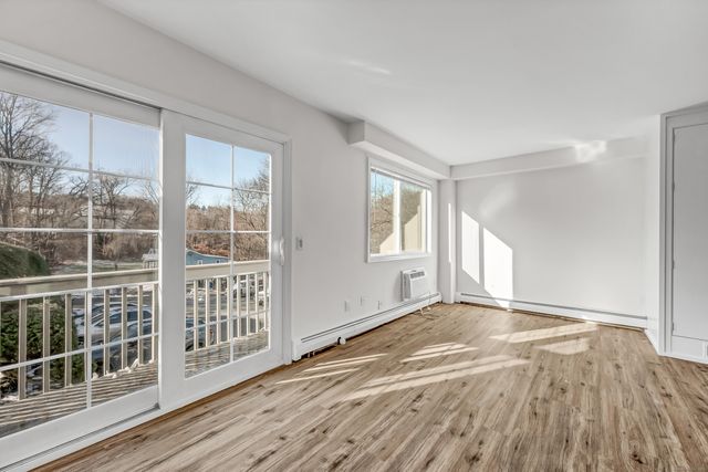 113 Park Avenue 20, Danbury, CT 06810