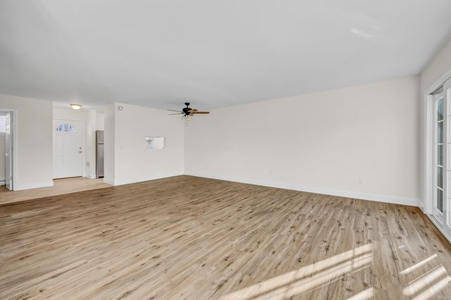 113 Park Avenue 20, Danbury, CT 06810