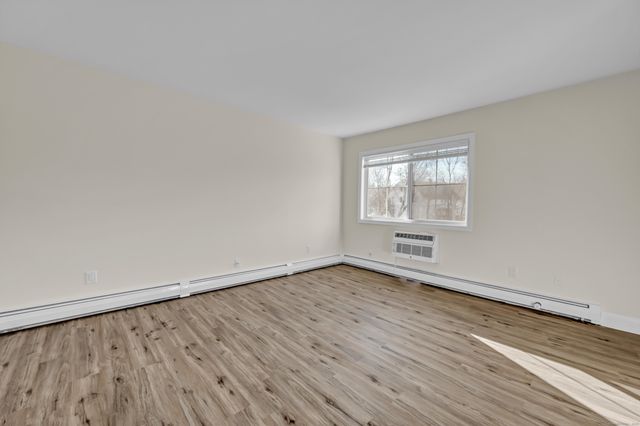 113 Park Avenue 20, Danbury, CT 06810